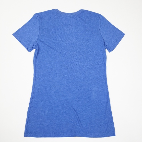 Summer is Coming Graphic Tee - Picture 5 of 6